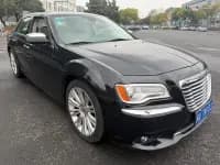 2013 Chrysler 300C Imported Model 3.6L Premium Edition — миниатюра 3