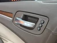 2013 Chrysler 300C Imported Model 3.6L Premium Edition — миниатюра 15