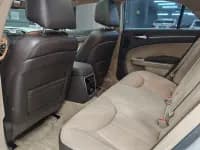 2013 Chrysler 300C Imported Model 3.6L Premium Edition — миниатюра 27