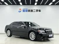 2013 Chrysler 300C Imported Model, 3.6L Premium Edition — миниатюра 3