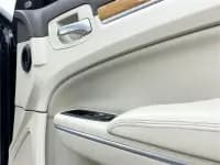 2013 Chrysler 300C Imported Model, 3.6L Premium Edition — миниатюра 9