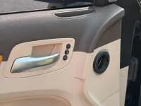 2013 Chrysler 300C Imported Model, 3.6L Premium Edition — миниатюра 8