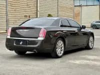 2013 Chrysler 300C Imported Model 3.6L Premium Edition — миниатюра 7