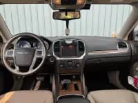 2013 Chrysler 300C Imported Model 3.6L Premium Edition — миниатюра 9