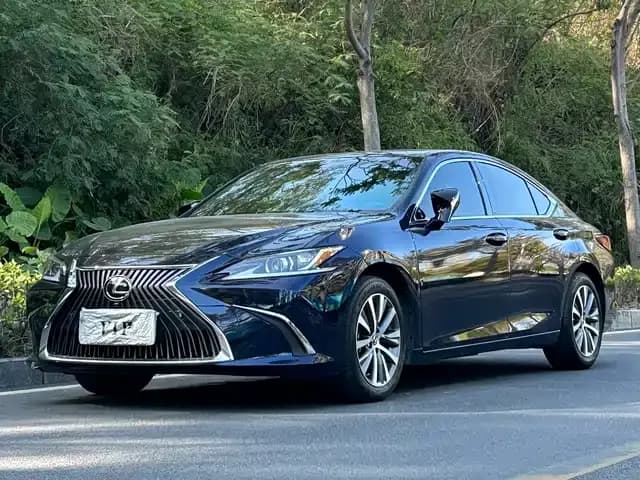 Lexus ES 2021 Model 200 Premium Edition