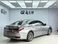 Lexus ES 2020 300h Premium Edition — миниатюра 25