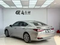 Lexus ES 2020 300h Premium Edition — миниатюра 27
