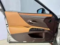 Lexus ES 2020 300h Premium Edition — миниатюра 7