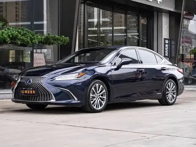 Lexus ES 2020 300h Premium Edition