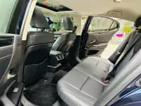 Lexus ES 2020 300h Premium Edition — миниатюра 13