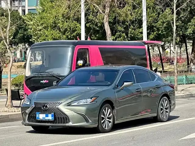 Lexus ES 2020 200 Excellence Edition