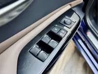 Lexus ES 2022 300h Premium Edition — миниатюра 19