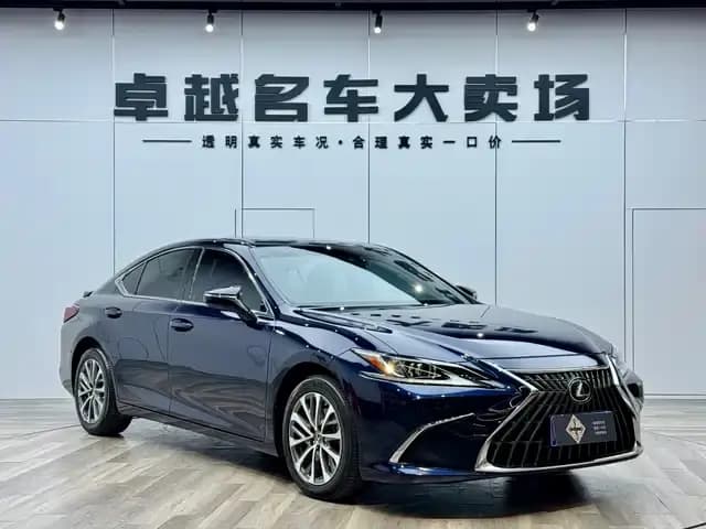 Lexus ES 2022 300h Premium Edition