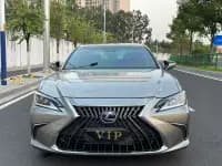 Lexus ES 2021 300h Premium Edition — миниатюра 1