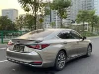 Lexus ES 2021 300h Premium Edition — миниатюра 6