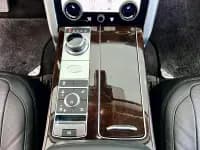 Range Rover 2021 3.0 L6 Legendary Long Wheelbase Classic Edition — миниатюра 19