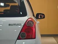 2016 Swift 1.5L Manual Fashion Edition — миниатюра 24