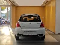 2016 Swift 1.5L Manual Fashion Edition — миниатюра 26