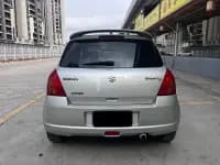 2010 Swift 1.5L Automatic Champion Limited Edition — миниатюра 8