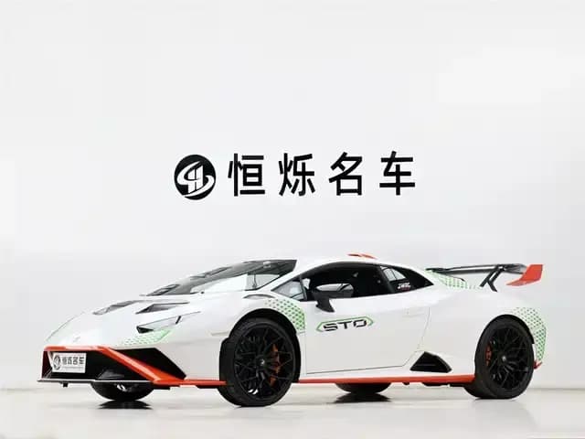 2021 Huracán STO