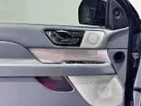 Navigator 2022 3.5T Presidential Edition — миниатюра 17