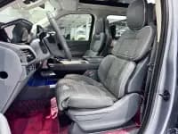 Navigator 2022 3.5T Presidential Edition — миниатюра 18