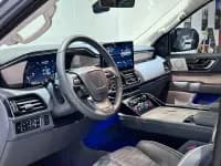 Navigator 2022 3.5T Presidential Edition — миниатюра 19