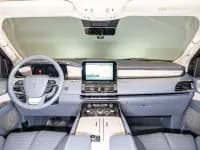 Navigator 2020 3.5T Long Wheelbase Presidential Edition — миниатюра 11