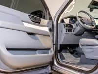 Navigator 2020 3.5T Long Wheelbase Presidential Edition — миниатюра 8