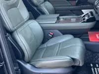 Navigator 2022 3.5T Presidential Edition — миниатюра 11