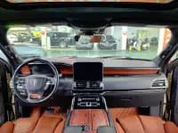 Navigator 2020 3.5T Long Wheelbase Presidential Edition — миниатюра 5