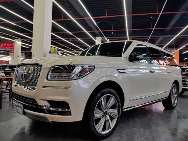Navigator 2020 3.5T Long Wheelbase Presidential Edition