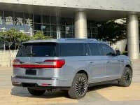 Navigator 2020 3.5T Long Wheelbase Presidential Edition — миниатюра 16