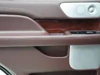 Navigator 2020 3.5T Presidential Series — миниатюра 12