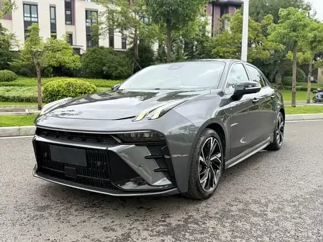 Lynk & Co 03 2023 1.5TD DCT Pro