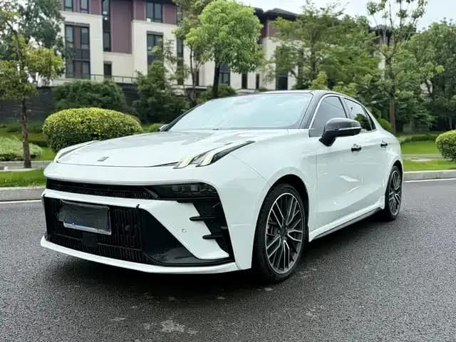 Lynk & Co 03 2023 2.0TD DCT Plus