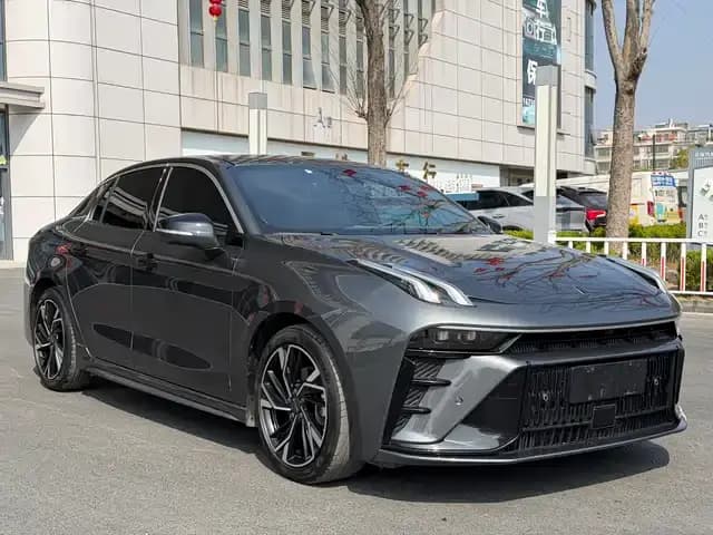 Lynk & Co 03 2023 1.5TD DCT Pro