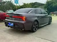 Lynk & Co 03 2023 1.5TD DCT Pro — миниатюра 4