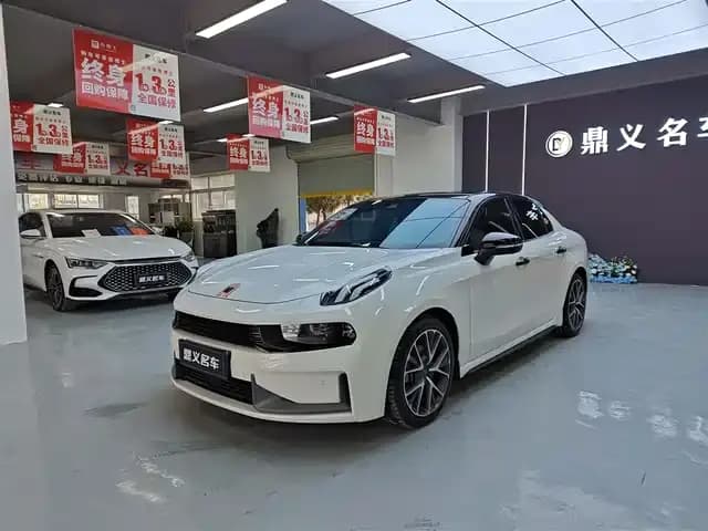 Lynk & Co 03 2022 2.0TD DCT Pro