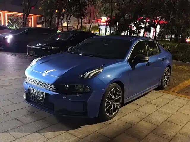 Lynk & Co 03 2022 2.0TD DCT Pro