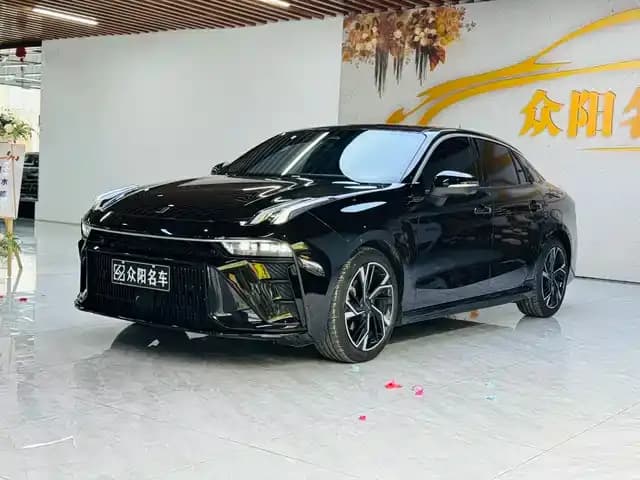 Lynk & Co 03 2023 1.5TD DCT Pro