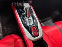 EMIRA 2021 2.0T DCT First Edition — миниатюра 9