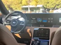 Li Auto ONE 2021 Extended Range 6-Seater — миниатюра 11