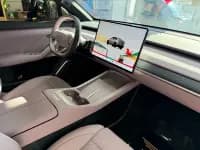 Chevrolet L60 2024 60kWh Rear-Wheel Drive — миниатюра 34