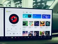 Voyah Dreamer 2025 PHEV AWD Flagship Kunpeng Edition — миниатюра 17