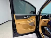 Voyah Dreamer 2024 PHEV Long Range Flagship Edition — миниатюра 17