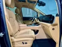 Voyah Dreamer 2024 PHEV Long Range Flagship Edition — миниатюра 19