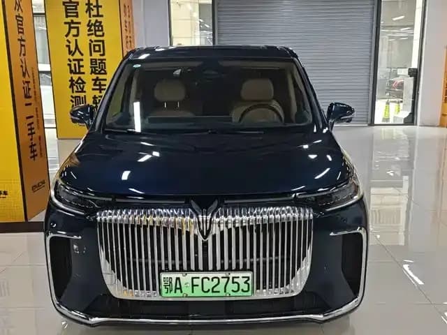 Voyah Dreamer 2025 PHEV AWD Flagship Kunpeng Edition