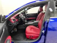 2017 Ghibli 3.0T Standard Edition — миниатюра 11