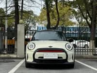 MINI 2022 1.5T COOPER Artist — миниатюра 2